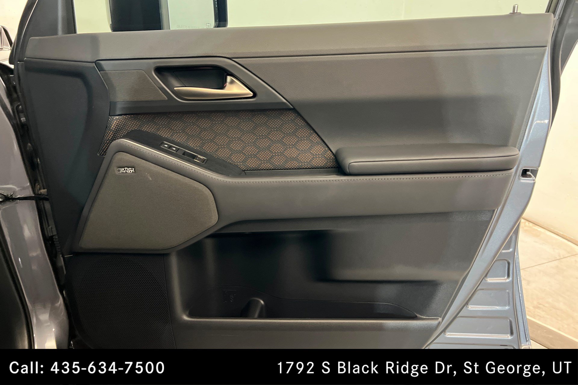 Used 2024 Lexus GX 550 w/ Accessory Package (Z1) AWD/4WD image 24