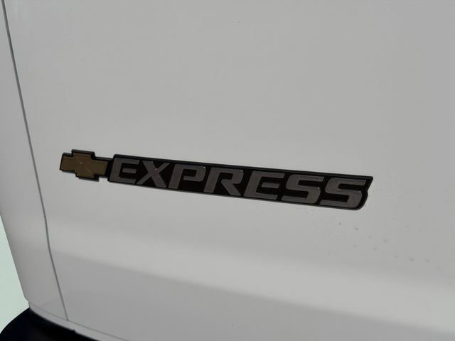 New 2025 Chevrolet Express 2500 RWD image 11