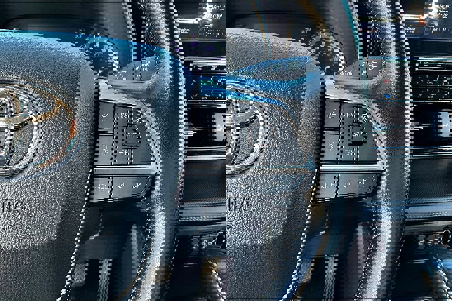 Used 2020 Toyota Highlander Limited image 13