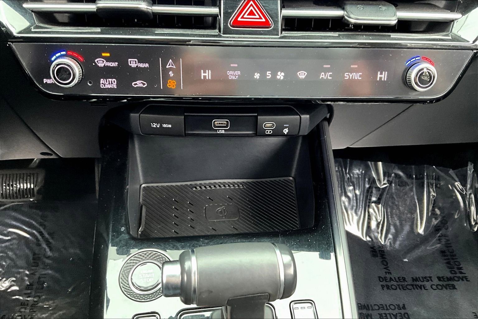 Used 2023 Kia Niro EX image 14