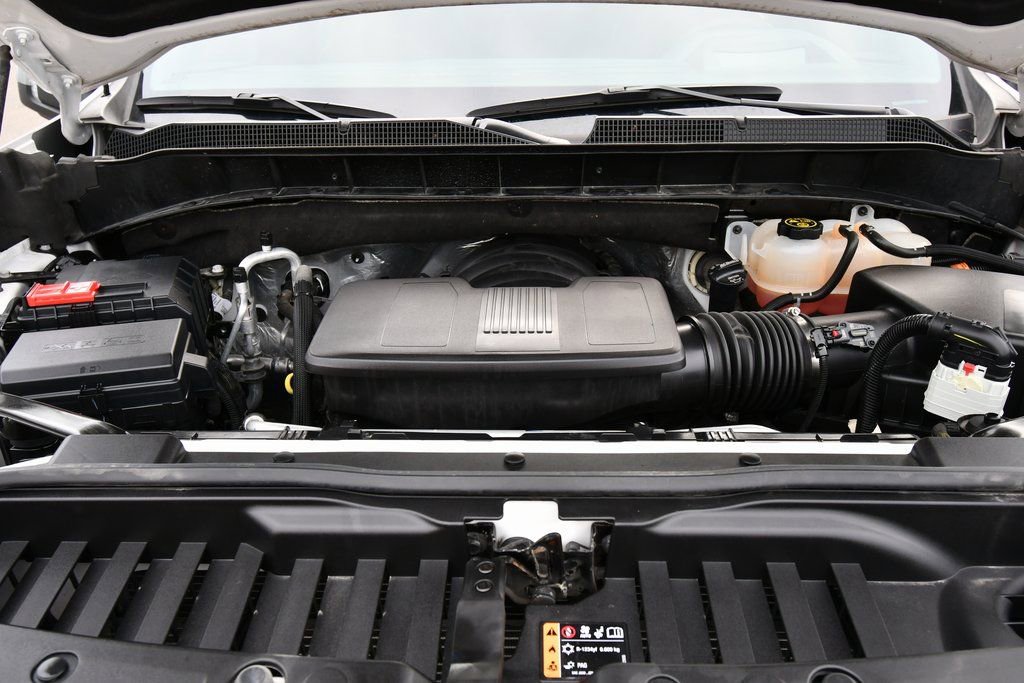 Used 2023 Chevrolet Silverado 1500 High Country w/ High Country Premium Package AWD/4WD image 13
