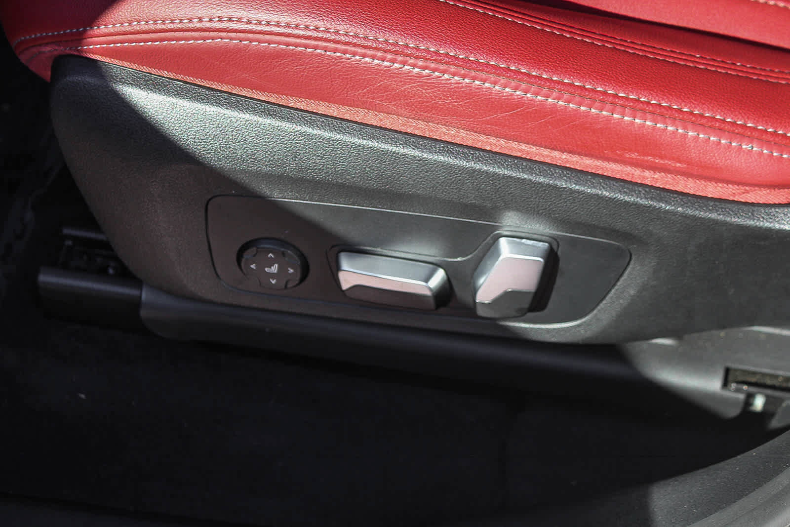 Used 2024 BMW X3 sDrive30i w/ Premium Package RWD image 20