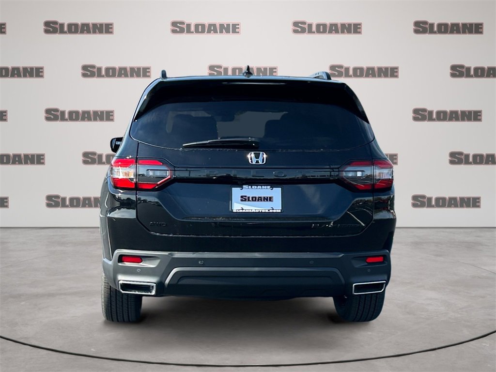 New 2025 Honda Pilot Black Edition image 4