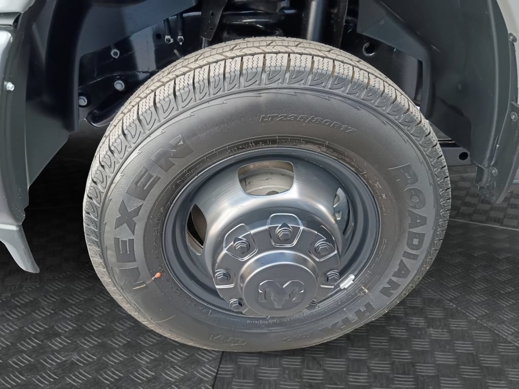 New 2026 RAM 3500 Tradesman AWD/4WD image 23
