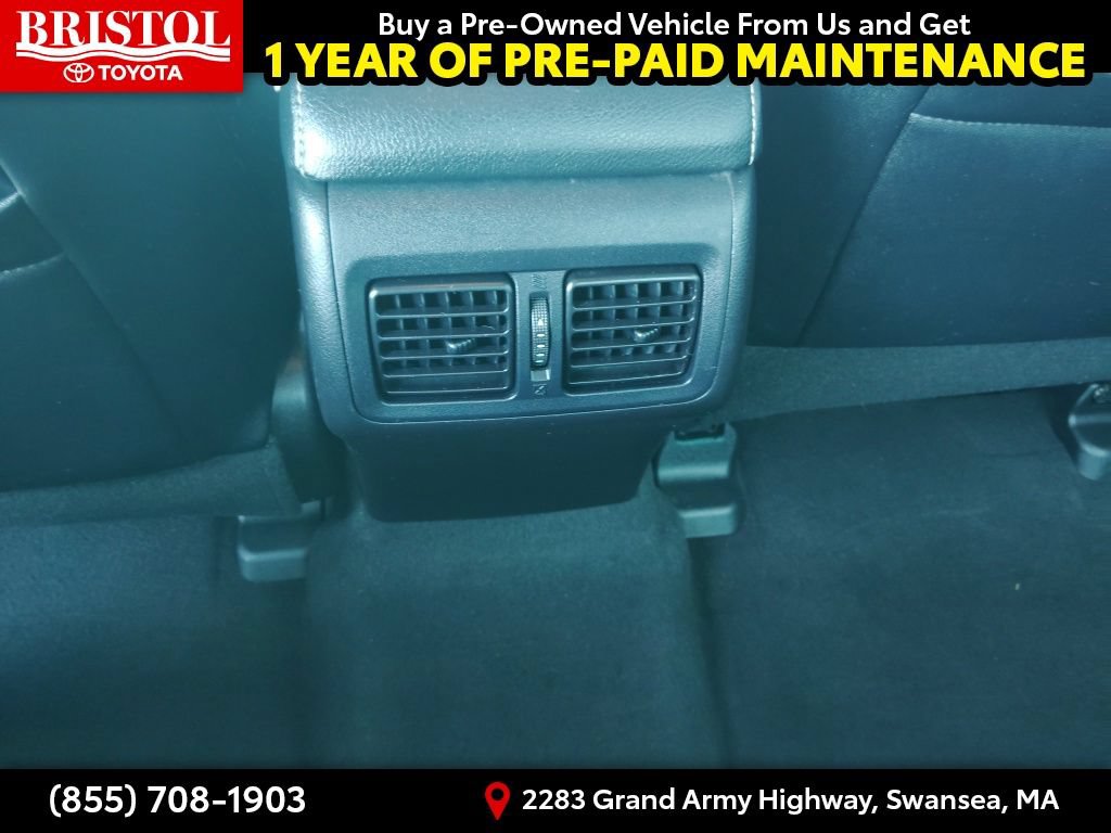 Used 2016 Toyota Camry XLE FWD image 17