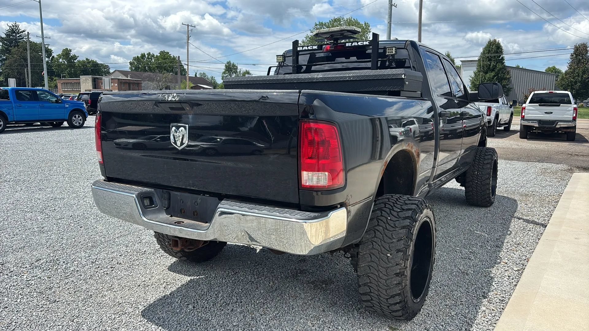 Used 2012 RAM 2500 ST w/ Chrome Appearance Group AWD/4WD image 5