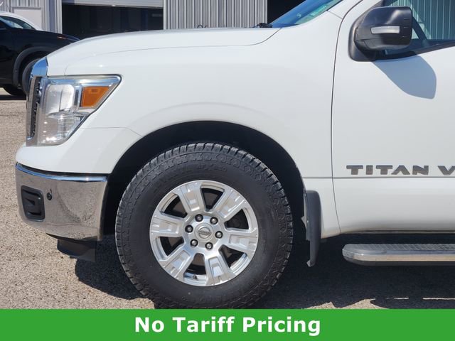 Used 2018 Nissan Titan SV w/ SV Convenience Package image 7