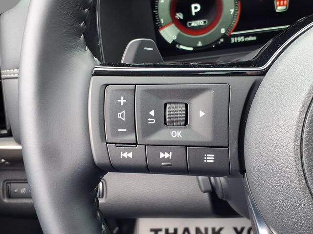 Certified 2025 Nissan Pathfinder Platinum w/ Black Appearance Package AWD/4WD image 22