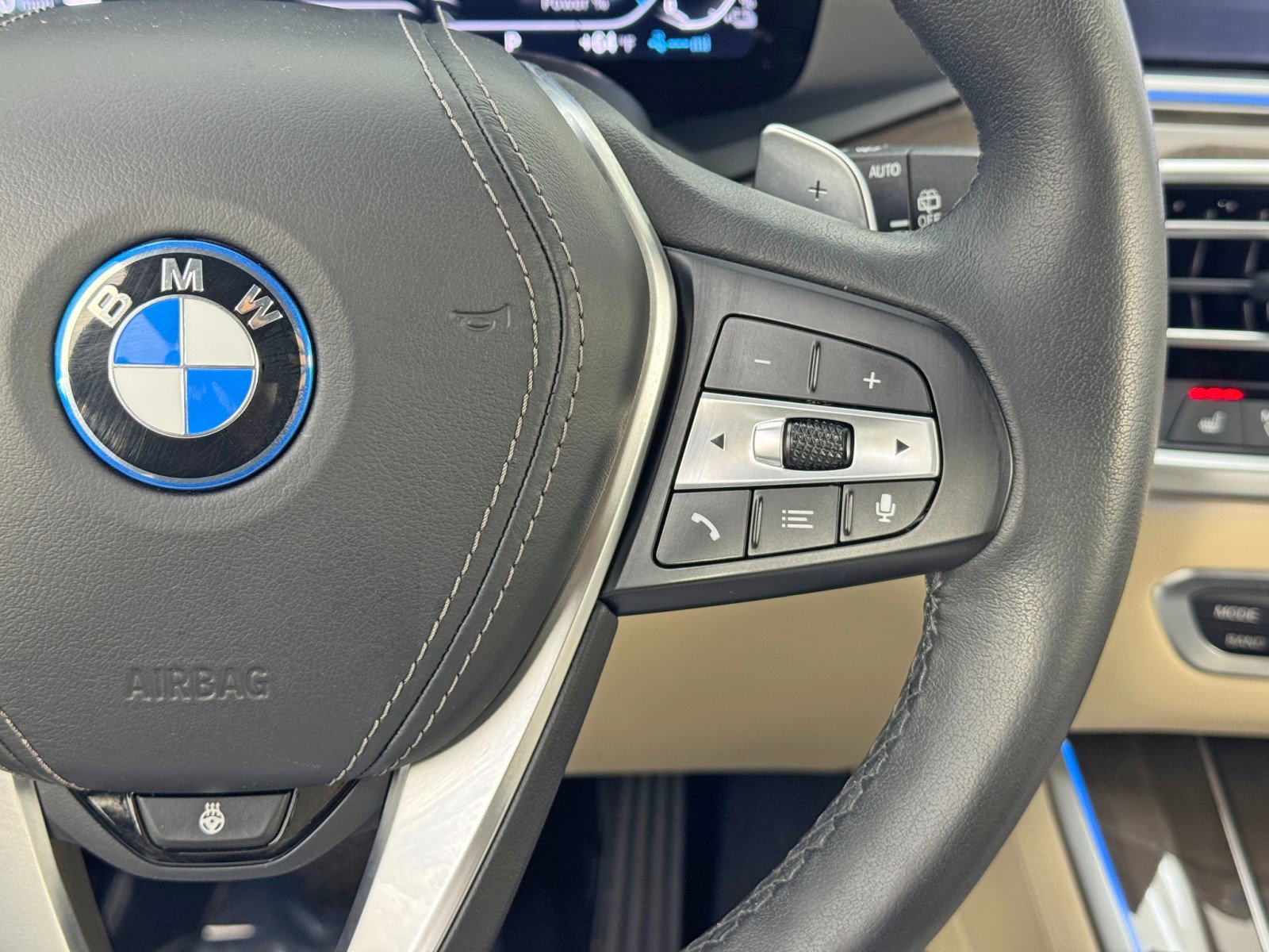 Used 2022 BMW X5 xDrive45e AWD/4WD image 23
