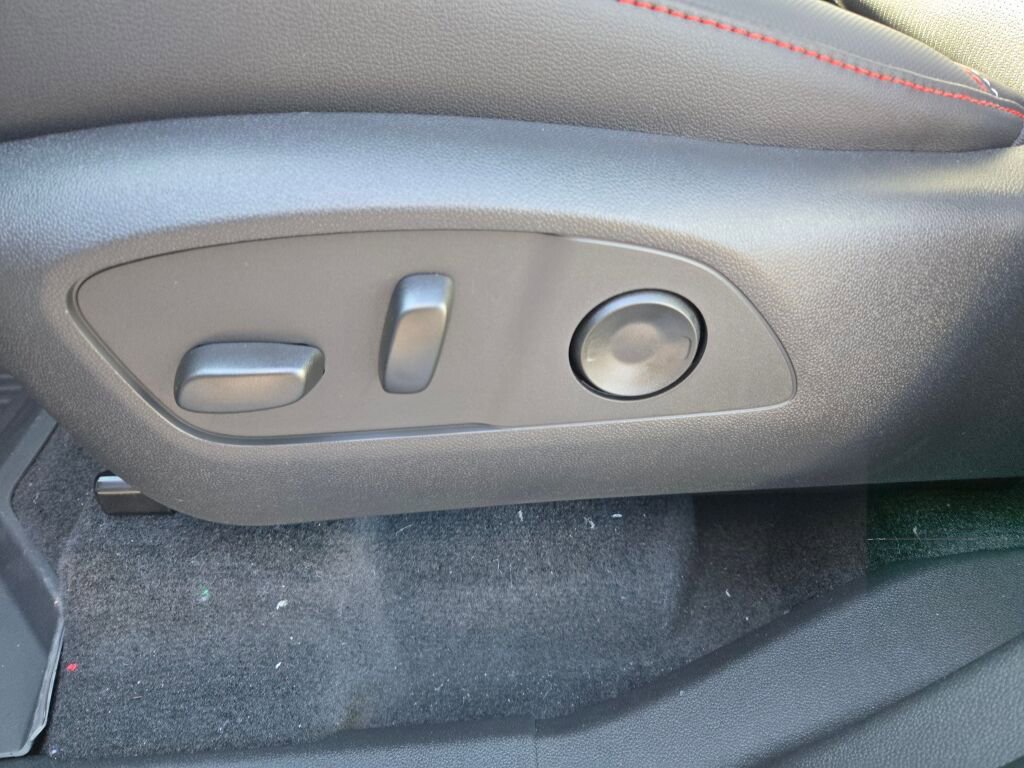 New 2026 Chevrolet Traverse Z71 w/ Enhanced Driving Package image 18