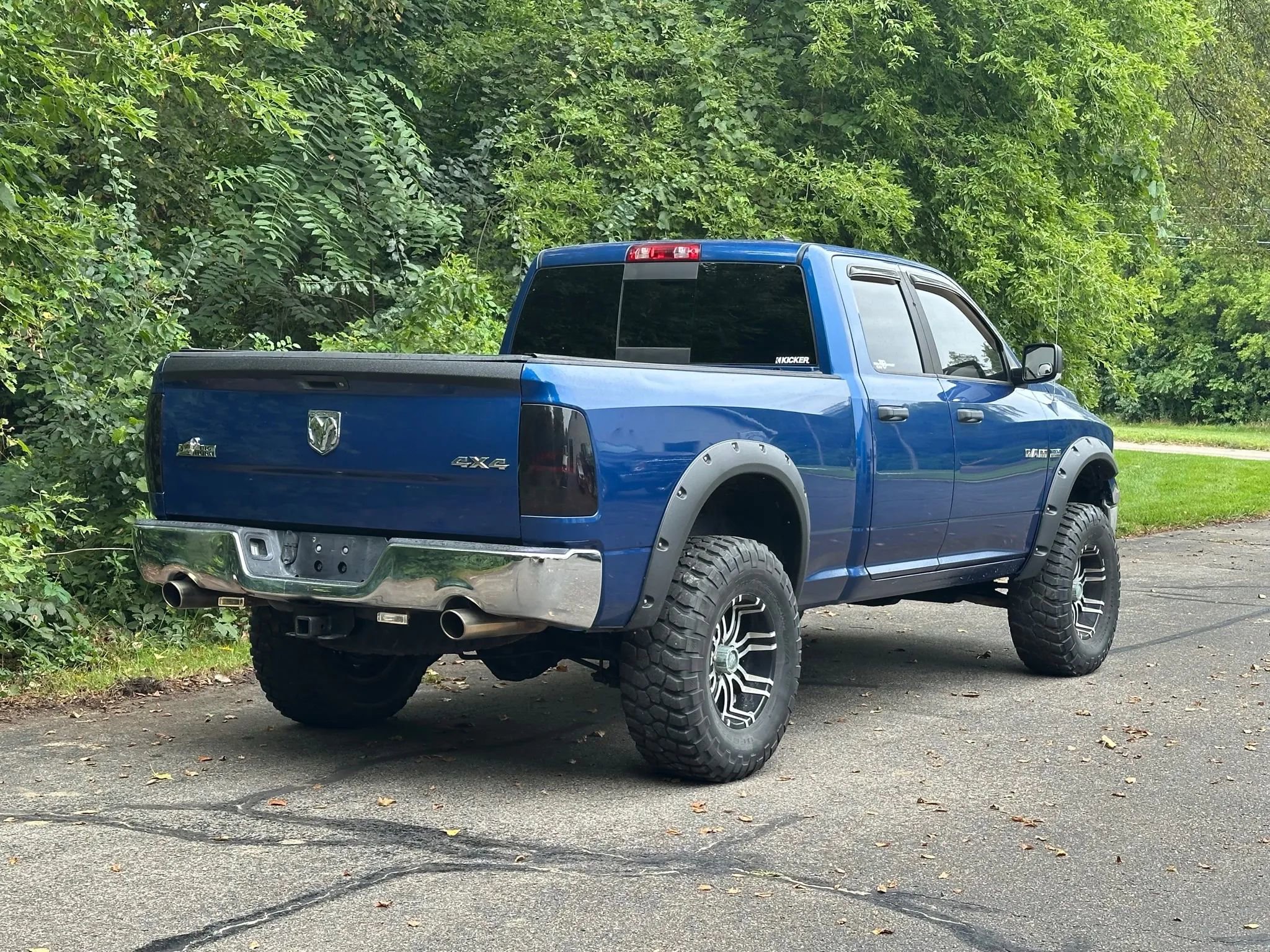 Used 2010 Dodge Ram 1500 Truck SLT w/ Luxury Group image 19