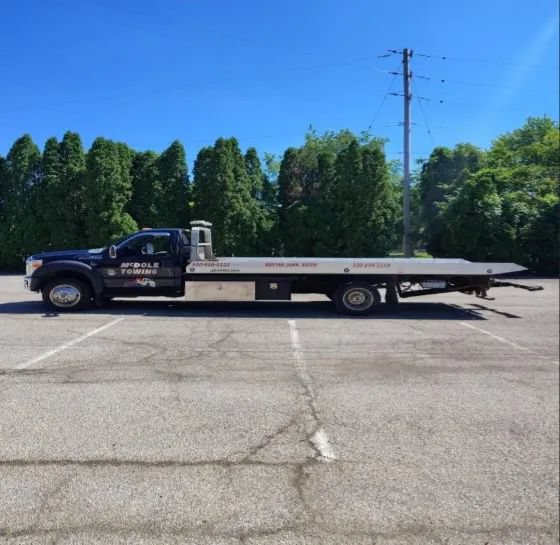 Used 2011 Ford F550 2WD Regular Cab Super Duty w/ Payload Upgrade Pkg image 2
