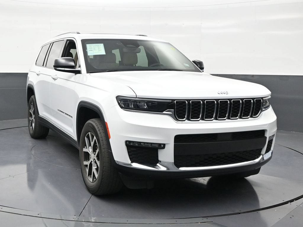 Used 2023 Jeep Grand Cherokee L Limited w/ Luxury Tech Group II AWD/4WD image 7