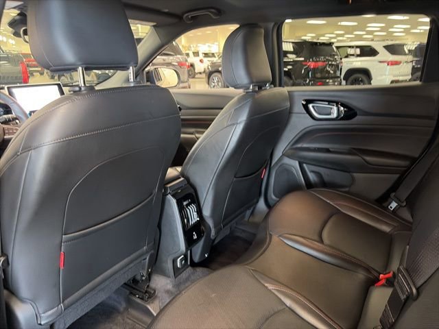 Used 2023 Jeep Compass Trailhawk w/ Trailhawk Elite Group image 12