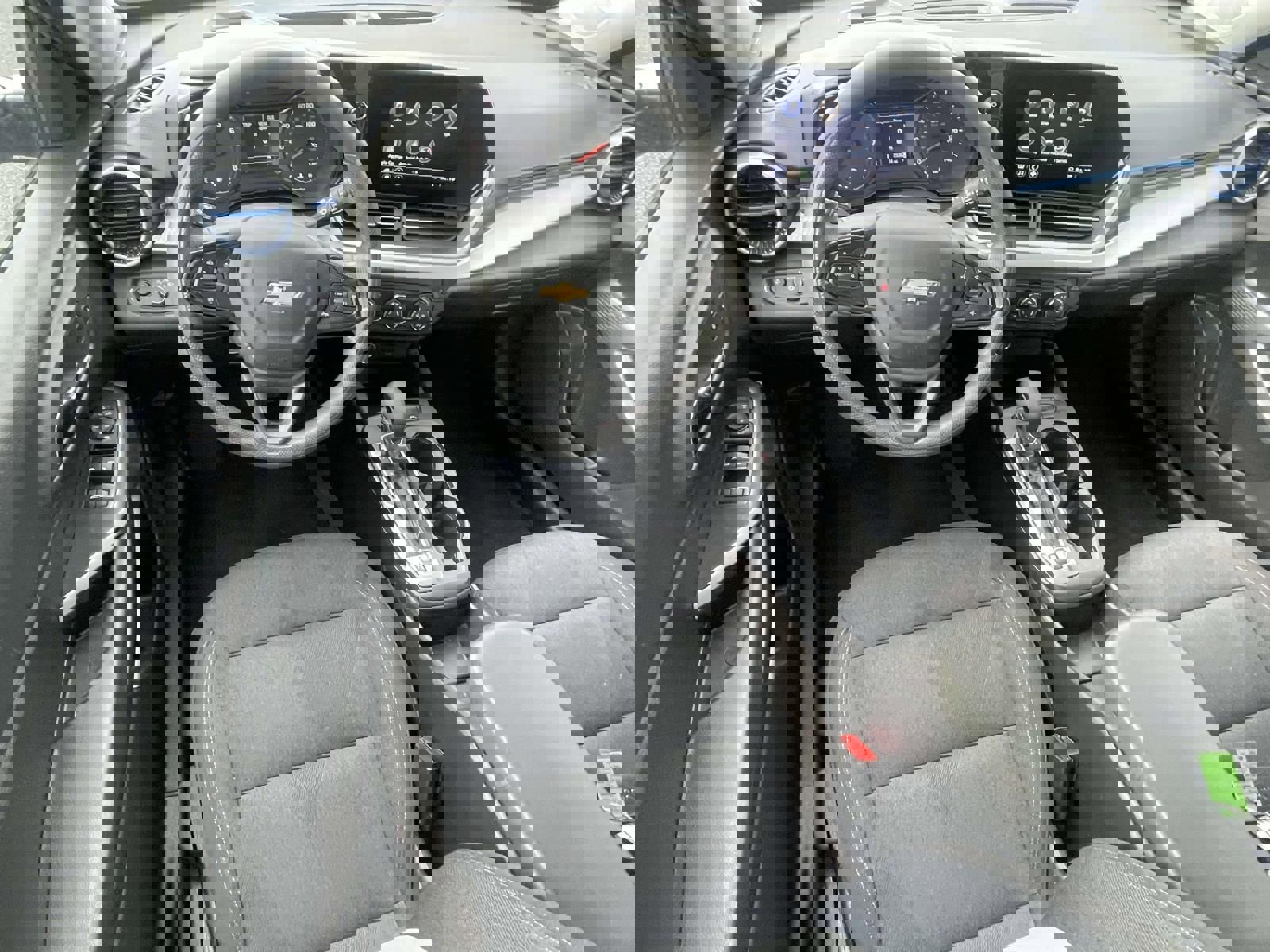 Used 2025 Chevrolet Trax LS image 11