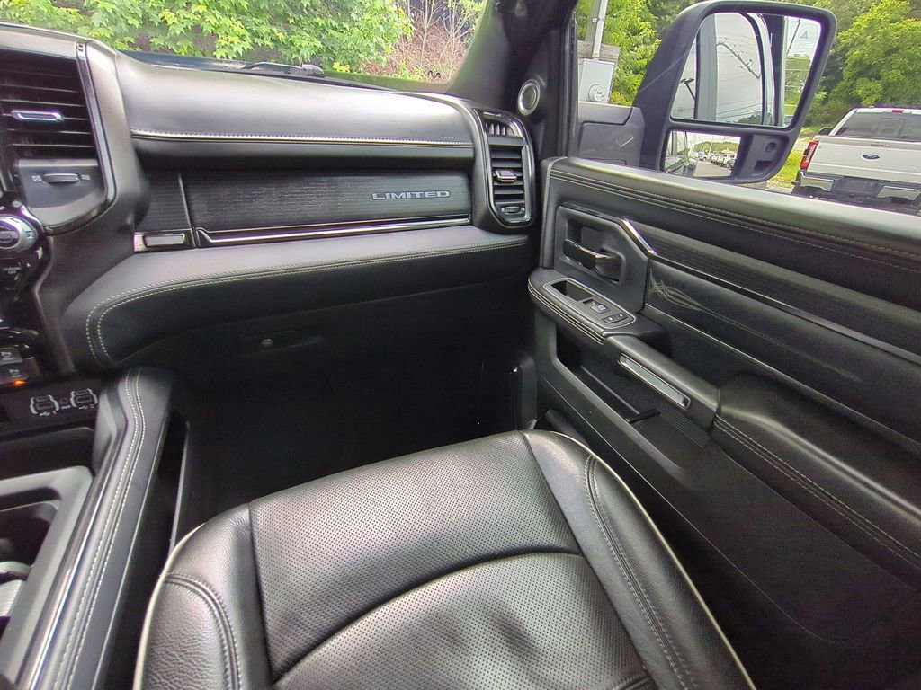 Used 2023 RAM 3500 Limited AWD/4WD image 21