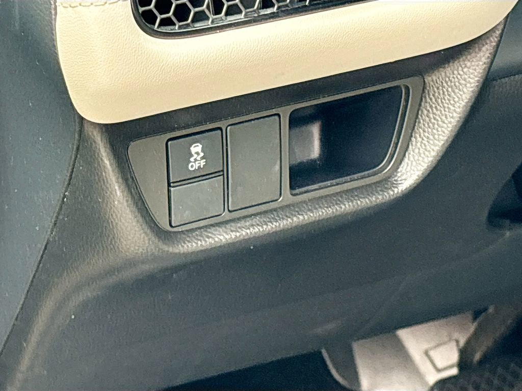 Used 2025 Honda HR-V LX image 10