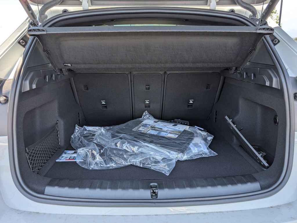 New 2025 BMW X1 xDrive28i w/ Premium Package image 18