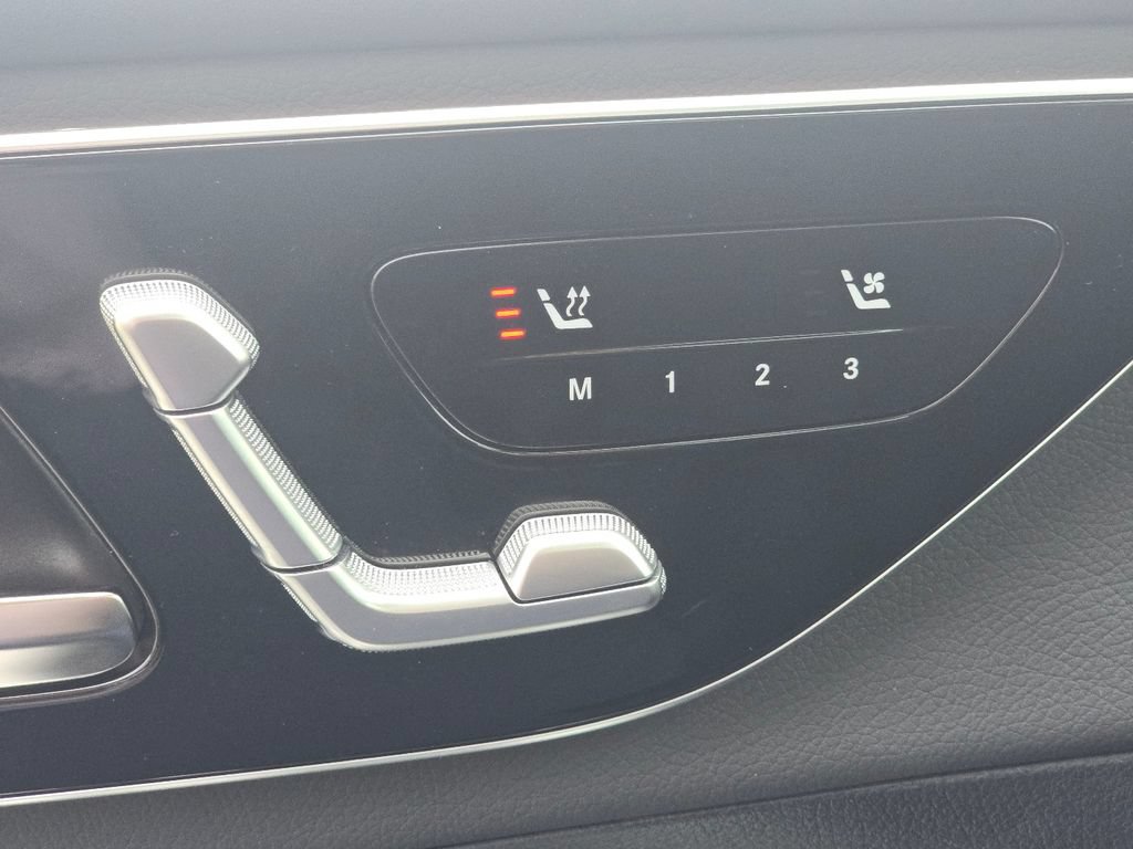 Used 2026 Mercedes-Benz GLC 300 4MATIC image 7