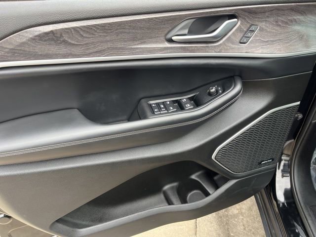 Used 2023 Jeep Grand Cherokee 4WD 4xe image 16