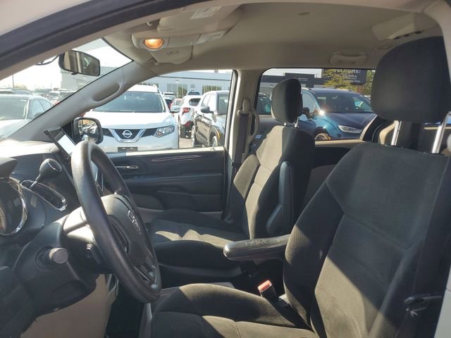 Used 2016 Dodge Grand Caravan SE w/ Quick Order Package 29E SE FWD image 16