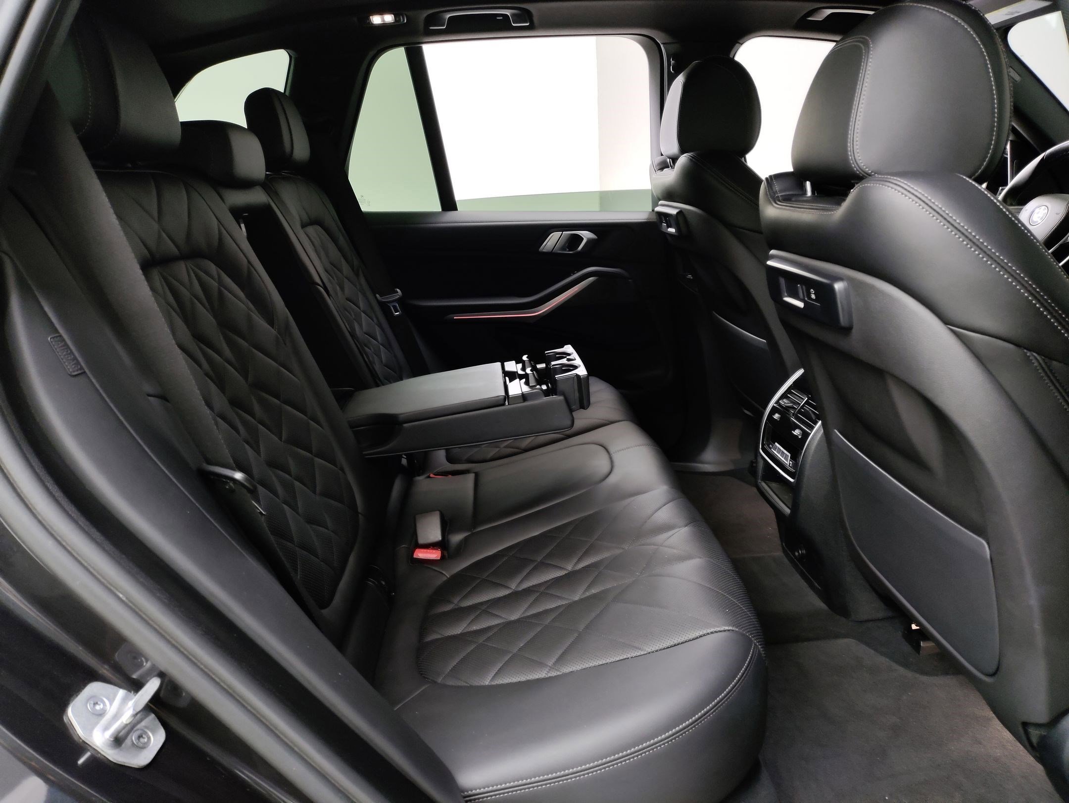 Certified 2023 BMW X5 sDrive40i w/ Parking Assistance Package image 28