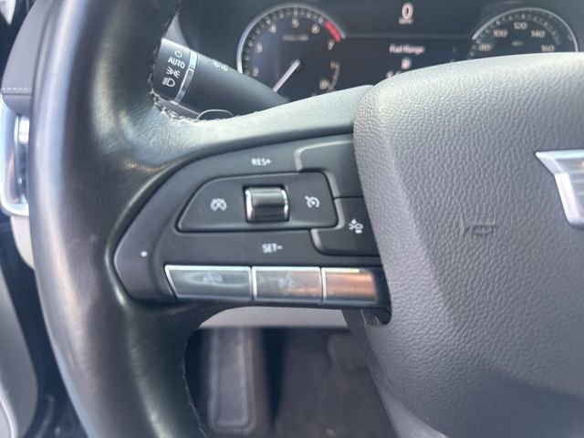 Used 2022 Cadillac XT4 Luxury AWD/4WD image 14