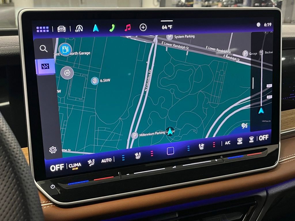 Certified 2025 Volkswagen Tiguan SEL R-Line image 29