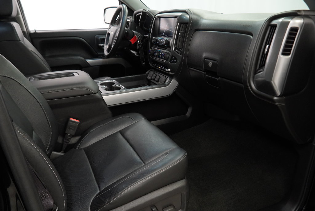 Used 2016 Chevrolet Silverado 1500 LTZ Z71 w/ LTZ Plus Package AWD/4WD image 40