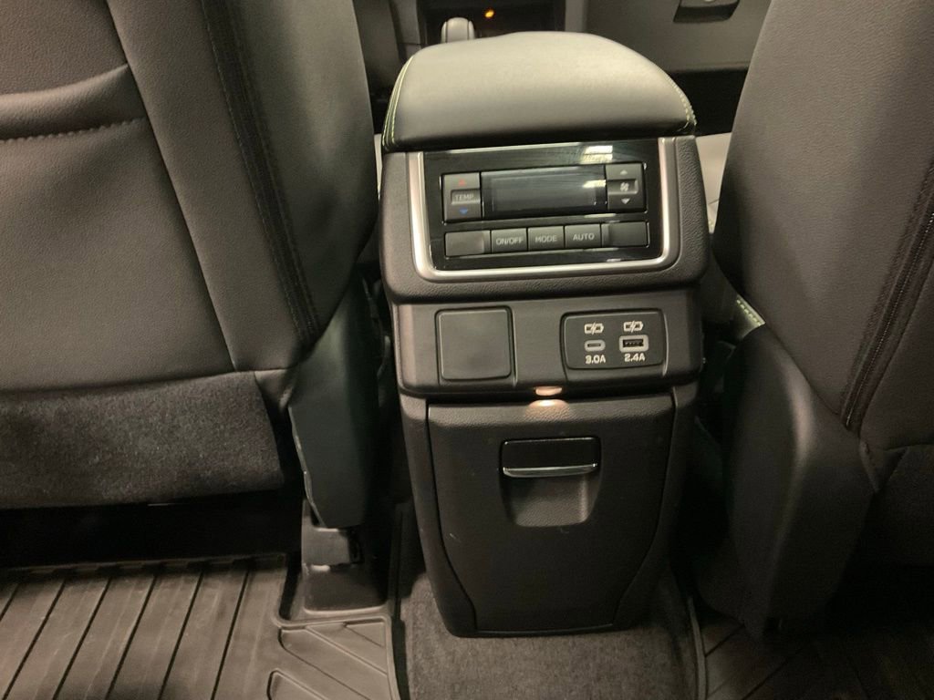 Certified 2025 Subaru Ascent Onyx Edition image 36