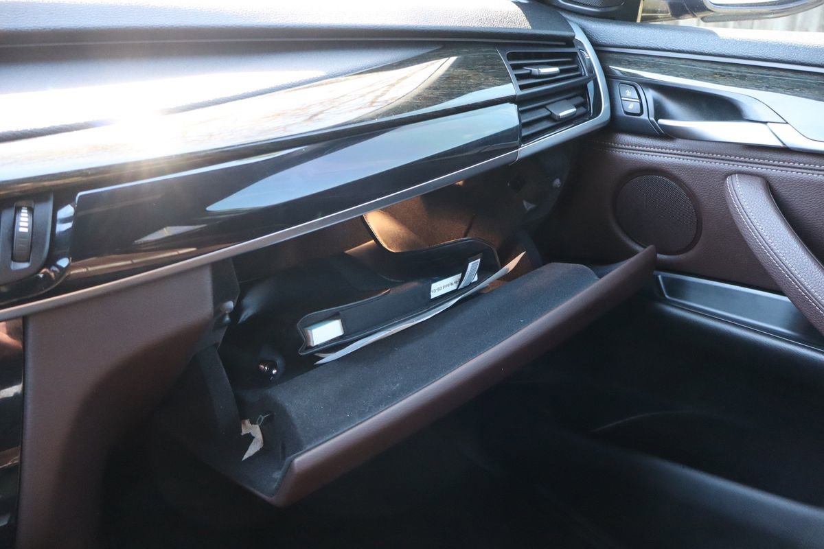 Used 2018 BMW X5 xDrive40e w/ M Sport Package image 39