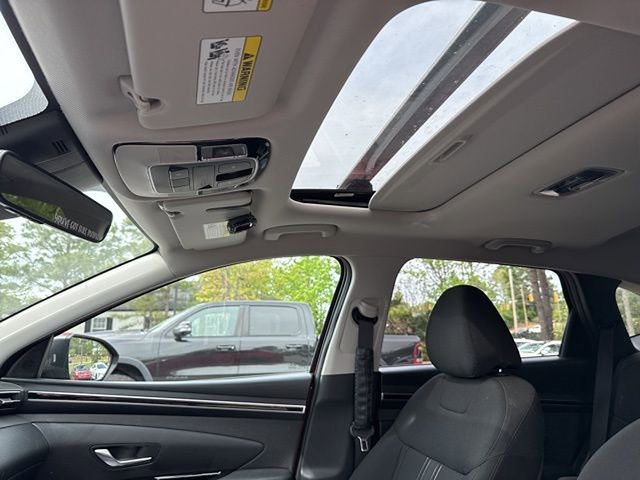 Used 2022 Hyundai Tucson SEL w/ Convenience Package image 9