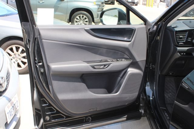 Certified 2025 Lexus NX 250 FWD w/ Accessory Package (Z1) image 11