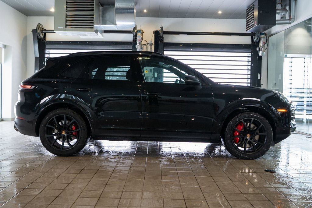 New 2026 Porsche Cayenne S image 9