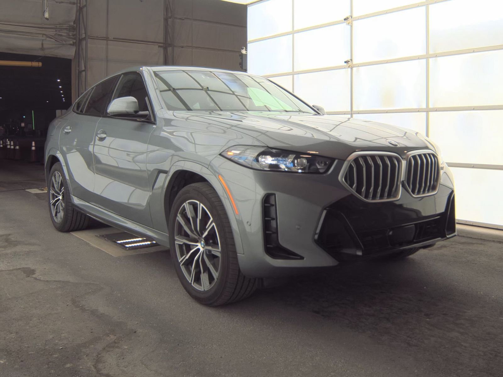 Used 2025 BMW X6 xDrive40i w/ Climate Comfort Package
