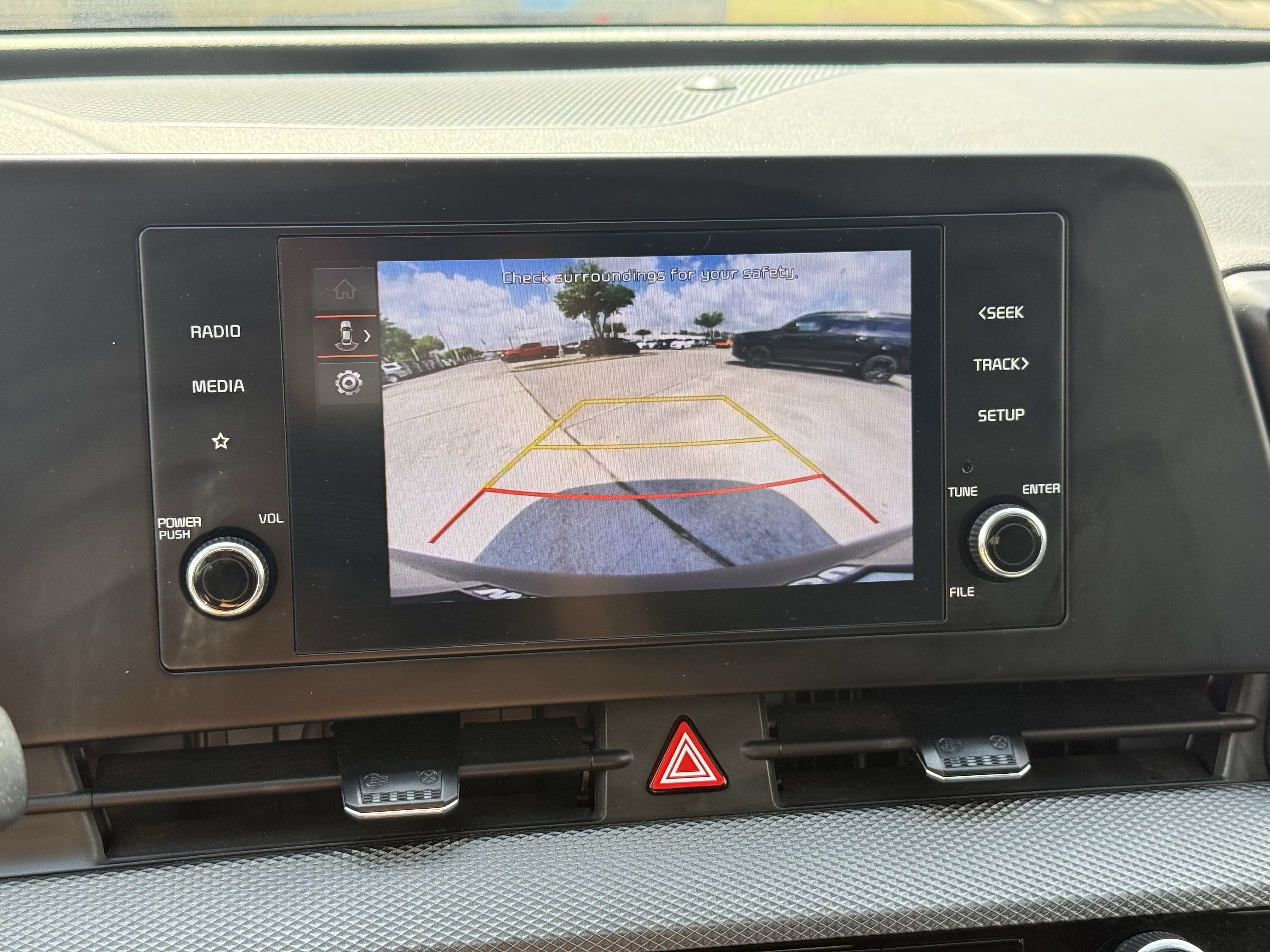 Used 2024 Kia Sportage LX image 22