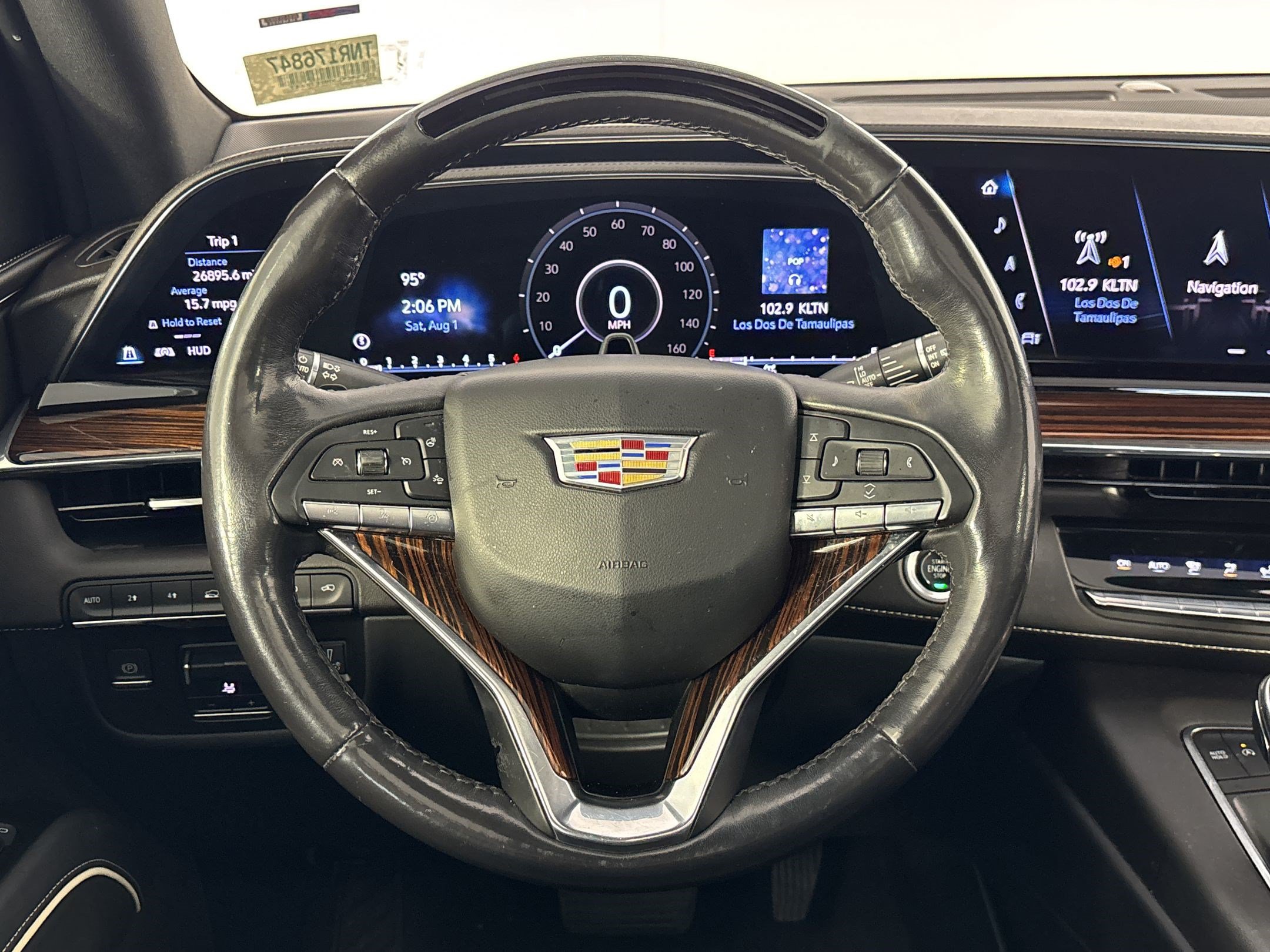 Used 2022 Cadillac Escalade Premium Luxury w/ Performance Package AWD/4WD image 11