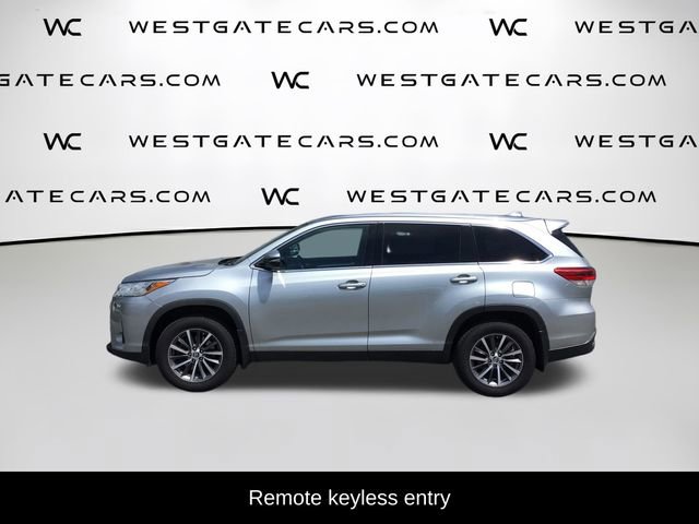 Used 2019 Toyota Highlander XLE AWD/4WD image 5