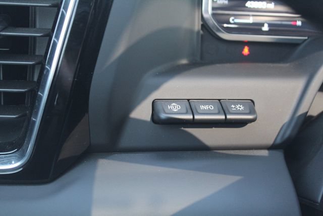 Certified 2025 GMC Sierra 2500 Denali Ultimate AWD/4WD image 29