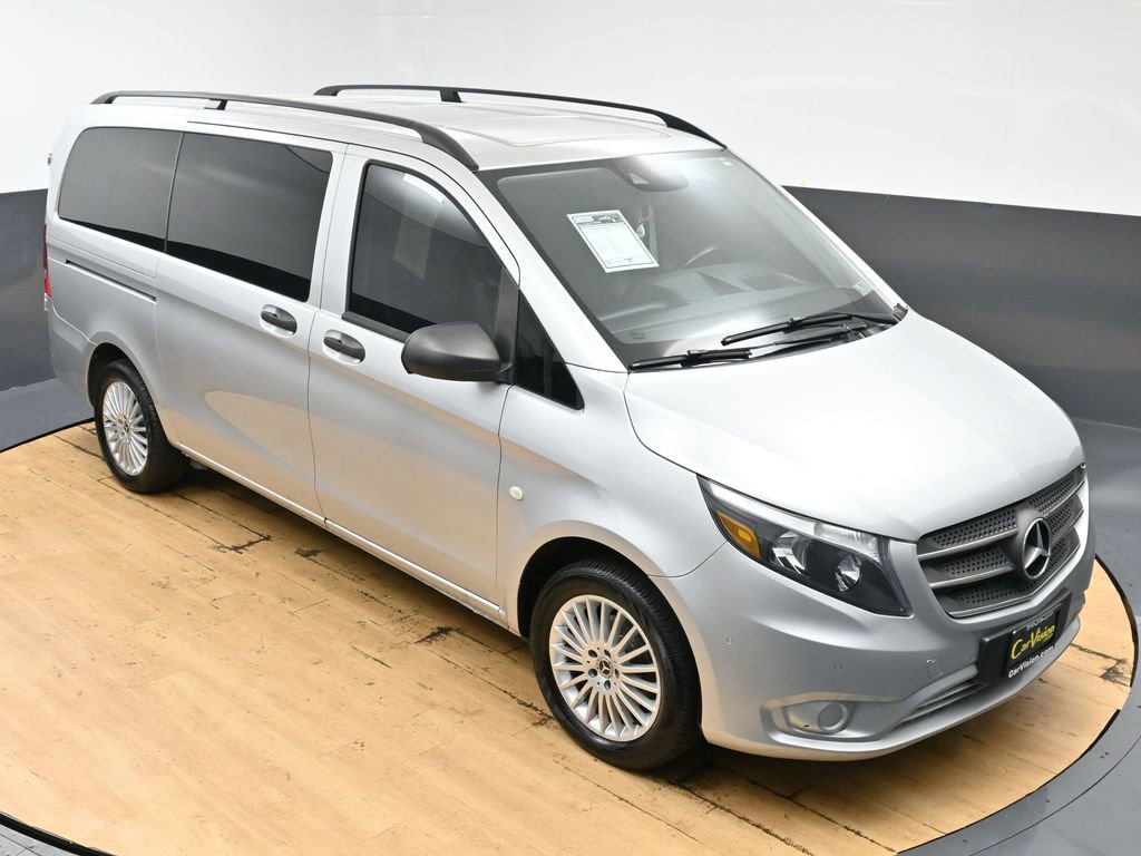 Used 2018 Mercedes-Benz Metris Passenger image 43