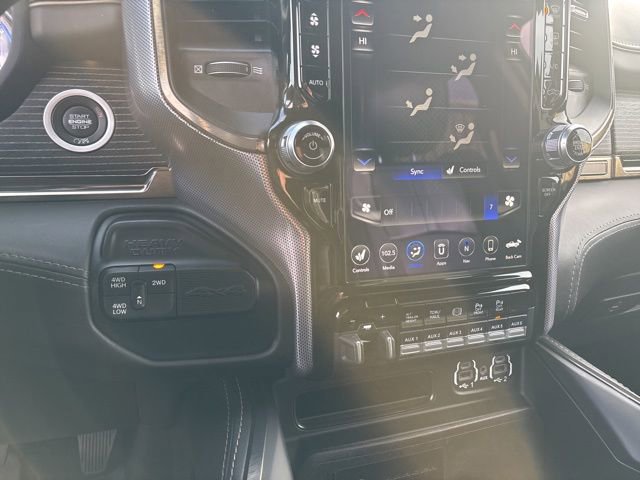 Used 2020 RAM 3500 Limited image 32