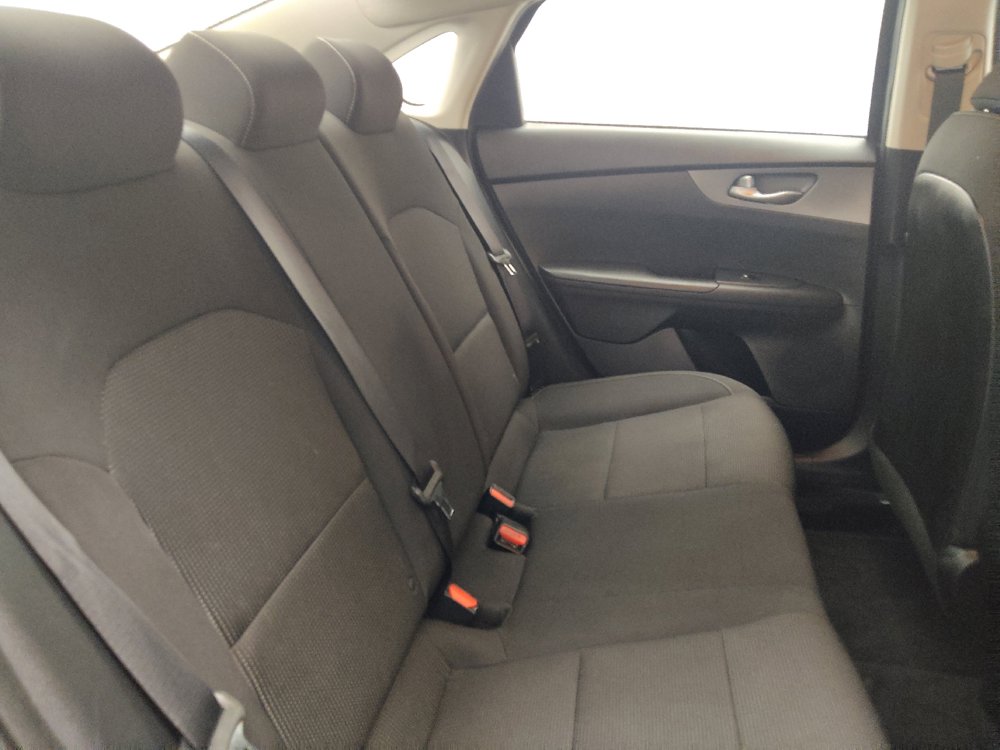 Used 2019 Kia Forte LXS FWD image 19