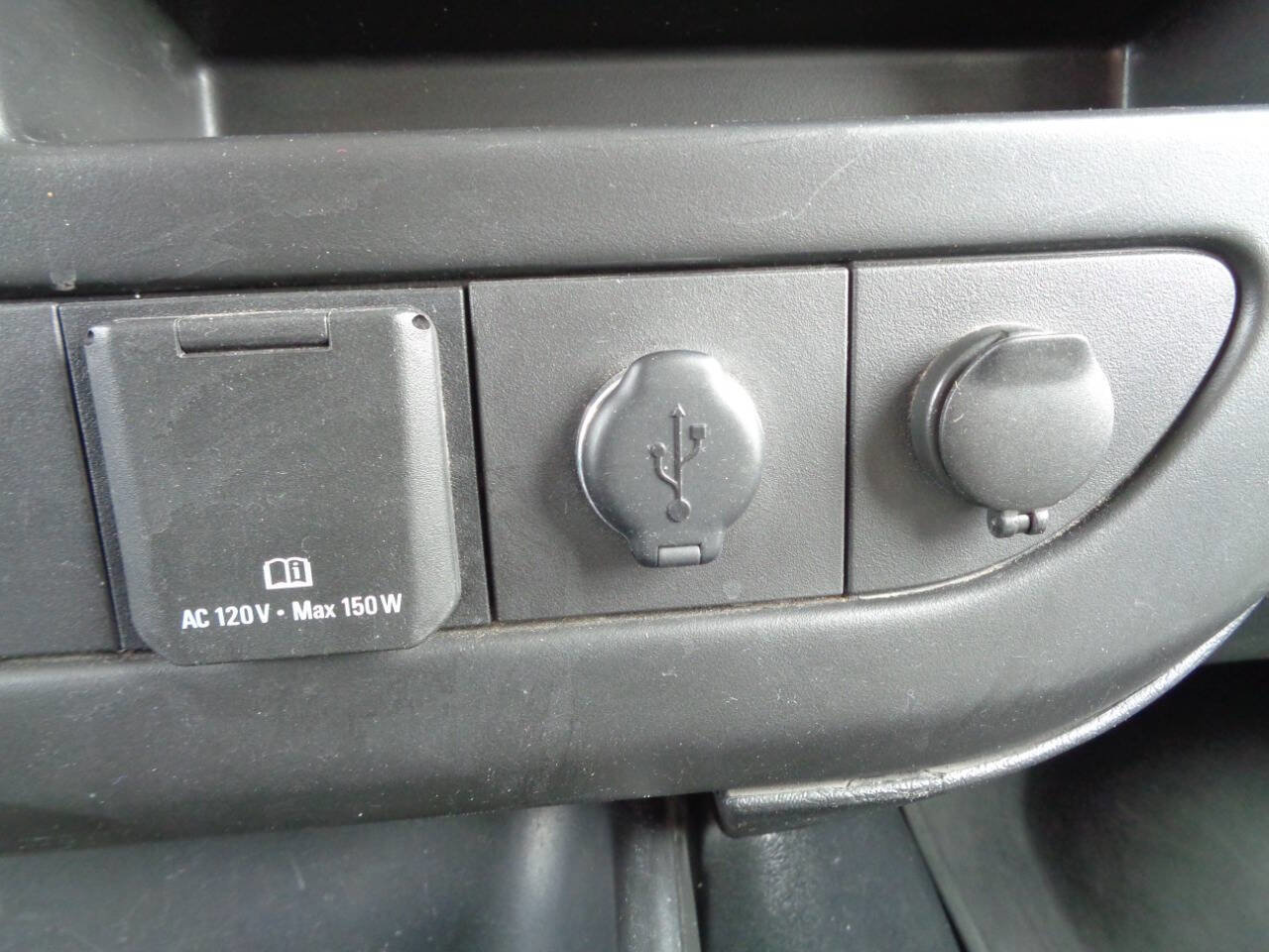 Used 2018 GMC Savana 3500 LT w/ LT Preferred Equipment Group image 70