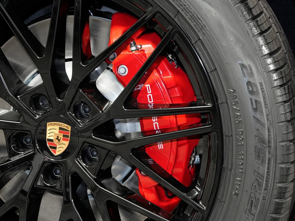 New 2026 Porsche Cayenne S AWD/4WD image 14