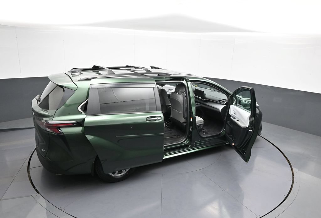 Certified 2025 Toyota Sienna XLE w/ XLE Plus Package AWD/4WD image 47