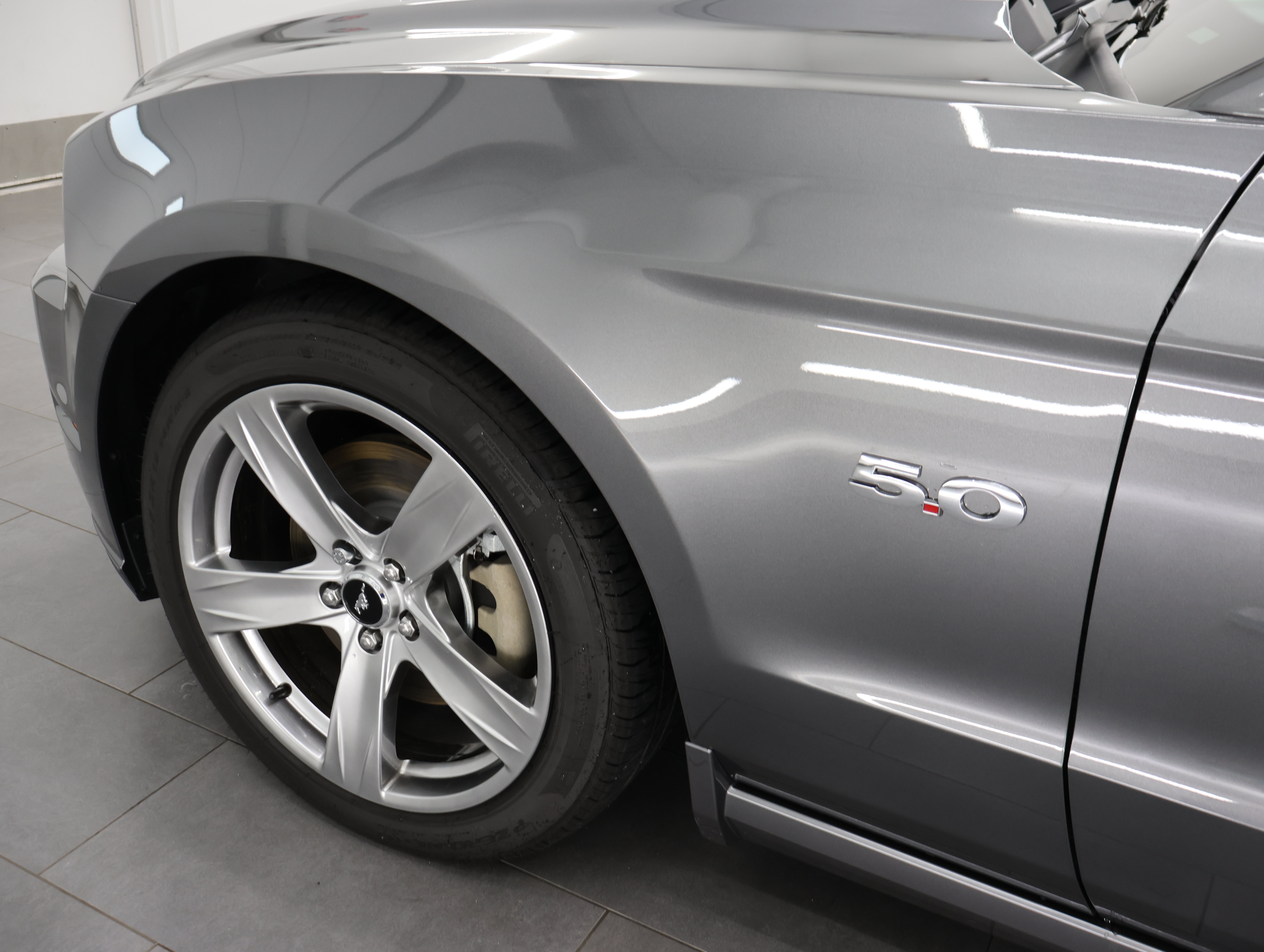 Used 2014 Ford Mustang GT Premium RWD image 32