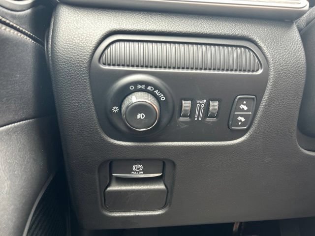 Used 2024 Jeep Wagoneer Series II w/ Flexible Seating Group AWD/4WD image 23