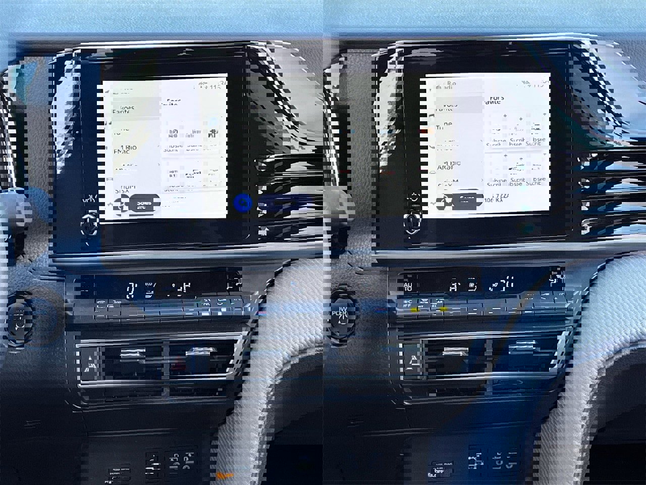 Used 2025 Toyota Camry SE image 15