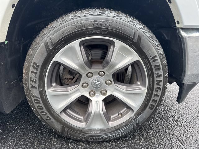 Used 2020 RAM 1500 Laramie AWD/4WD image 4