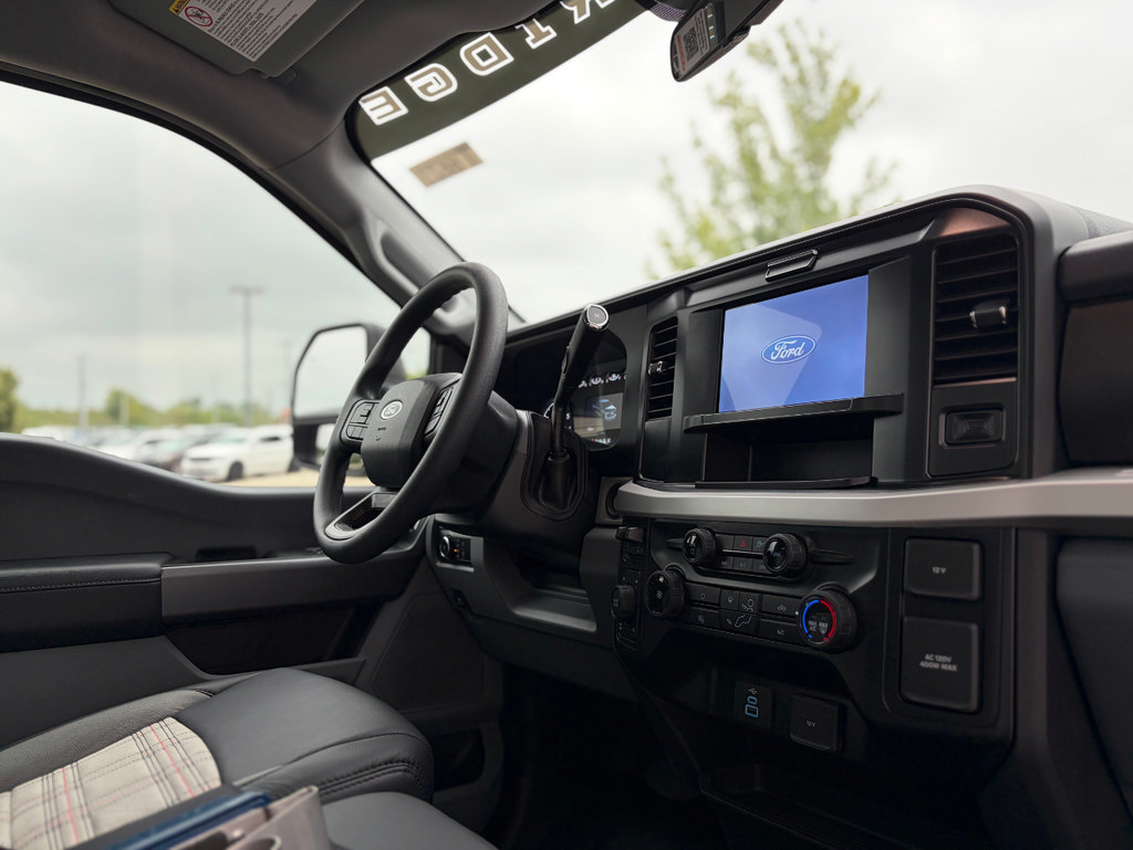 New 2026 Ford F250 XLT AWD/4WD image 25